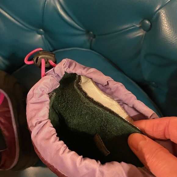 Sorel Winter Boots - Picture 10 of 11